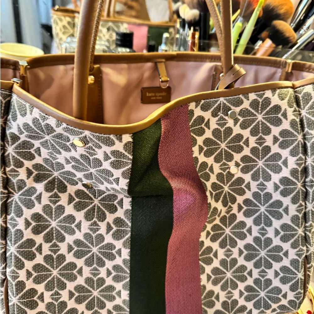 Kate Spade Green and Pink Tote Bag {COMES WITH PINK DUST BAG!!}